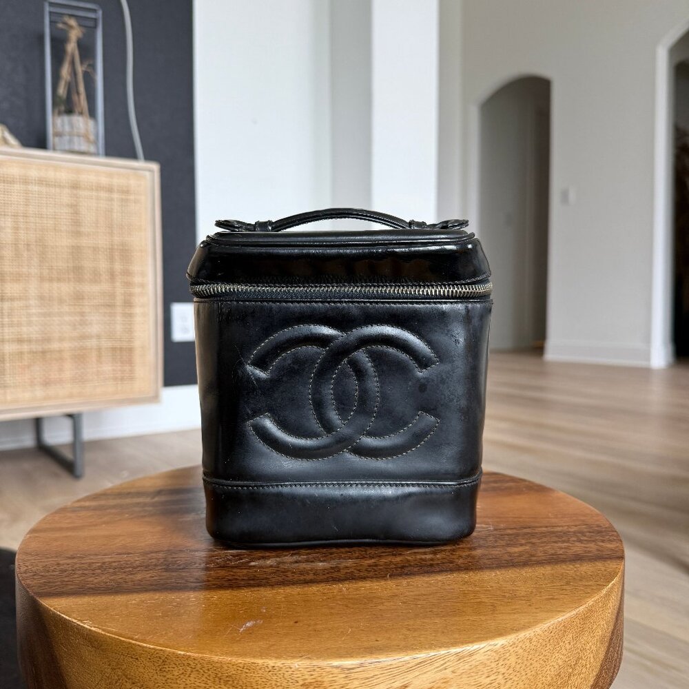 Chanel Timeless Vanity Case Black Caviar